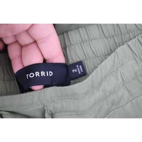 torrid pants women's 2 relaxed Taper challis high rise tie front green stretch - Picture 7 of 12